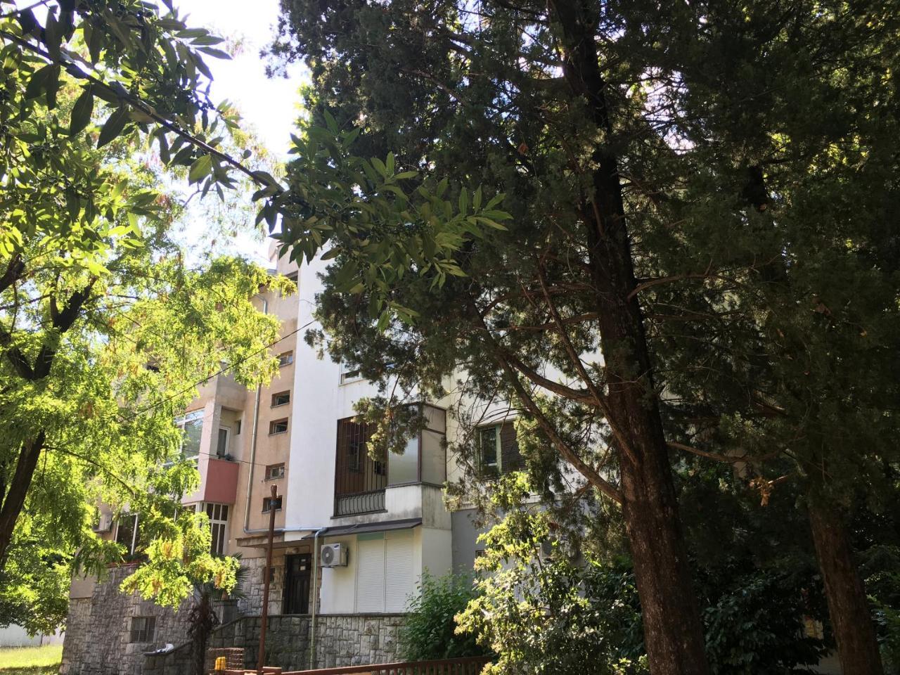 Apartments Valentina - Free Parking 莫斯塔尔 外观 照片