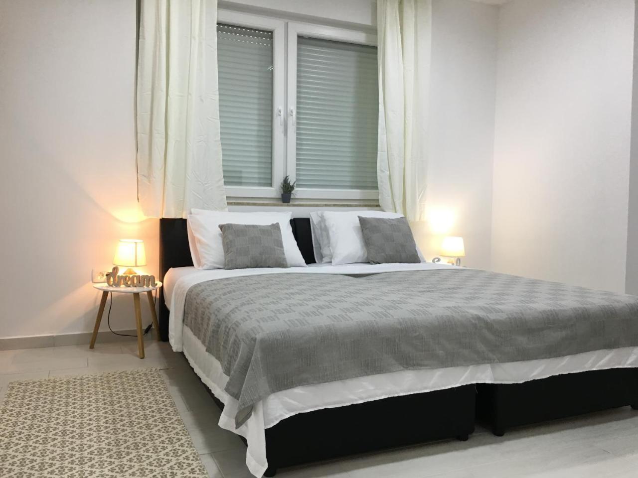 Apartments Valentina - Free Parking 莫斯塔尔 外观 照片