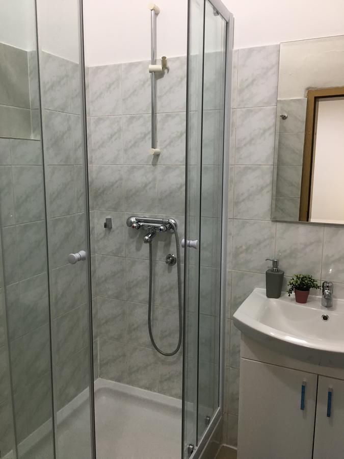 Apartments Valentina - Free Parking 莫斯塔尔 外观 照片