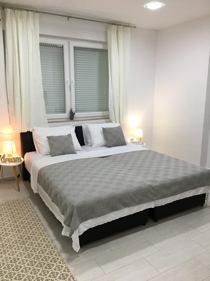 Apartments Valentina - Free Parking 莫斯塔尔 外观 照片